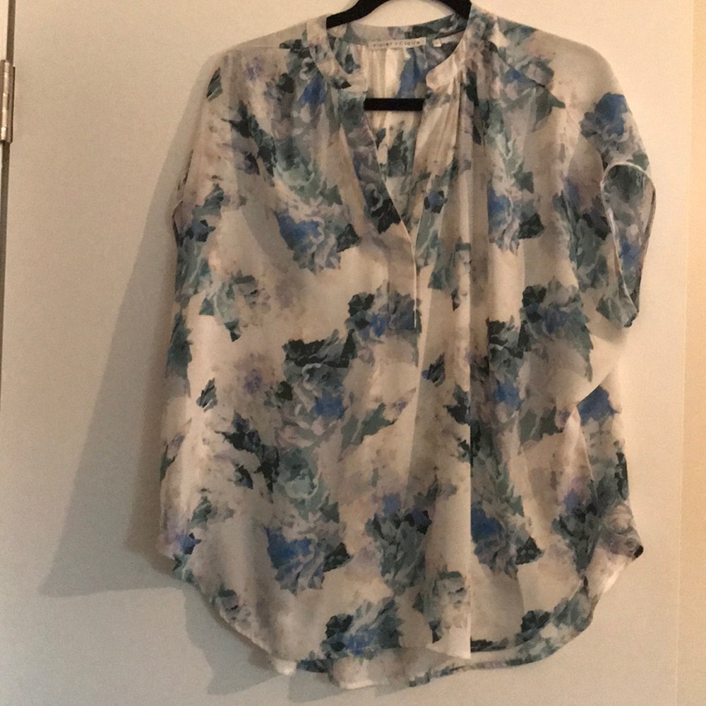 Women’s Blouse